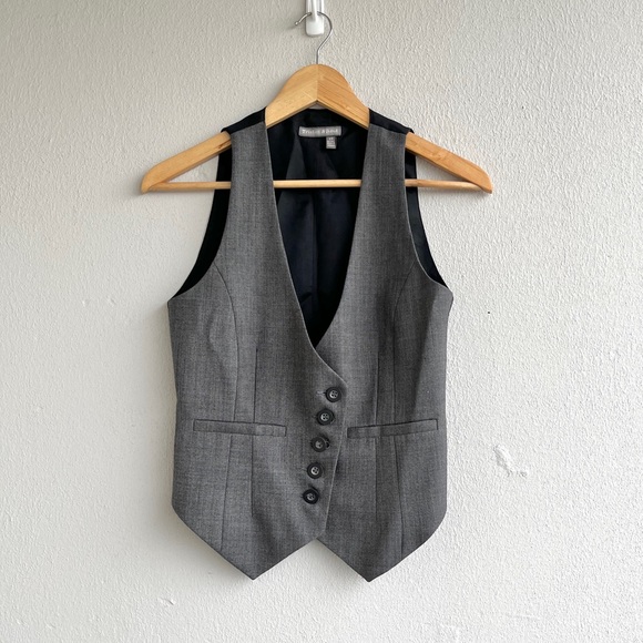 Vintage | Tristan & Iseut Fitted Wool-Blend Vest - Picture 1 of 16